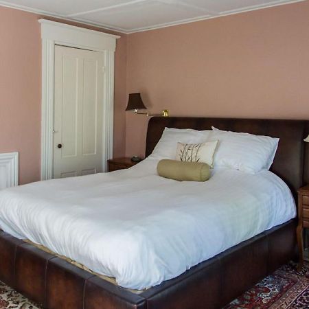 Old Parsonage Guest House Kennebunkport Esterno foto